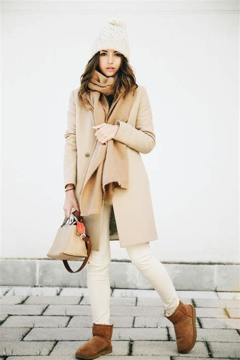 Style Ideas To Wear UGG Boots This Season | | Chic winter outfits, Casual winter outfits, Cozy ...