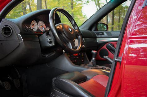 Black and red interior, anyone? - Page 2 - BMW M5 Forum and M6 Forums