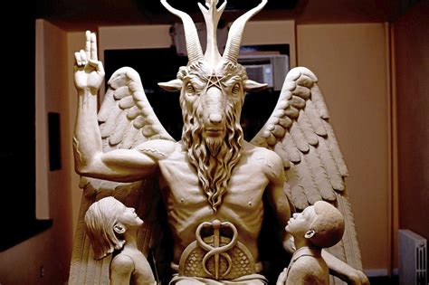 Сатанисты собираются подать в суд на сериал сериал «Сабрина»