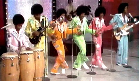 Jackson 5 Dancing gif Young Michael Jackson, The Jackson Five, Dancing Gif, King Of Music, Mj ...