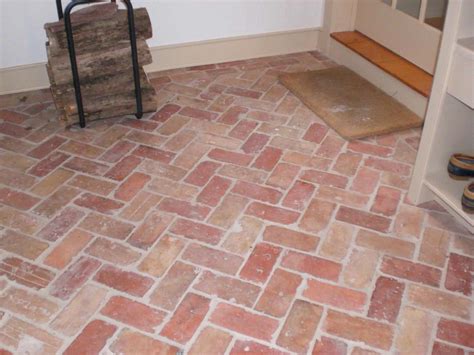 Tile Flooring: Brick Tile Flooring