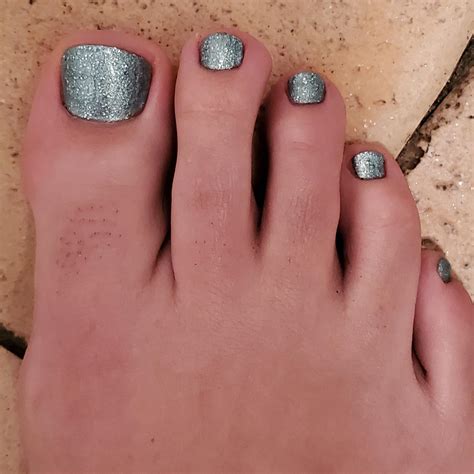 Fresh pedicure featuring CND Shellac Glacial Mist. Perfect color for winter! : r/malepolish