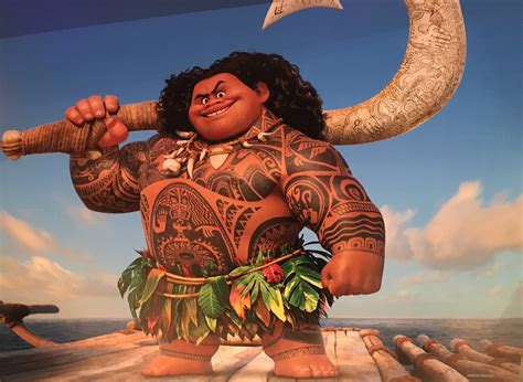 How Does Moana Introduce Herself Yo Maui