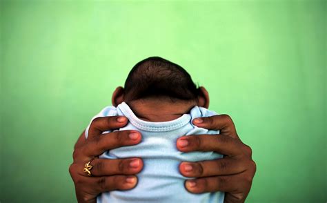 Zika outbreak in Brazil: Doctors study mothers and babies for proof ...