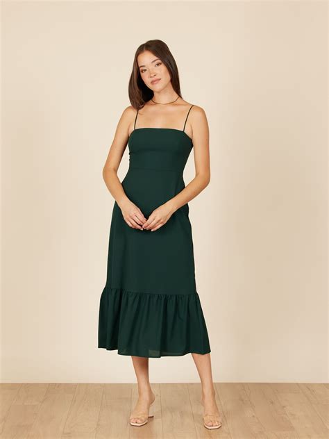 Singer Dress in 2022 | Dresses, Hunter green dresses, Crepe dress