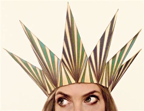 Star Crown headdress template. DIY costume idea • Happythought