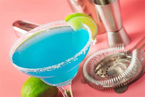 Top 99+ imagen tequila margarita blue receta - Abzlocal.mx