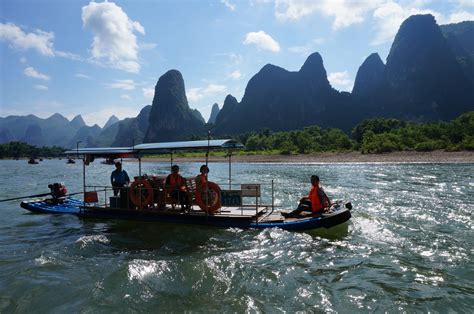 GuiLin Li River Cruise - China ChengDu Tours, Chengdu Panda Volunteer ...