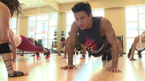 Mario Lopez Does High Intensity Workout STRONG by Zumba - YouTube