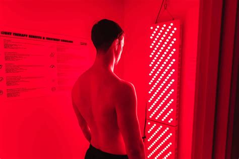 Best Red Light Therapy Devices: Top 5 Products Most Recommended By Experts