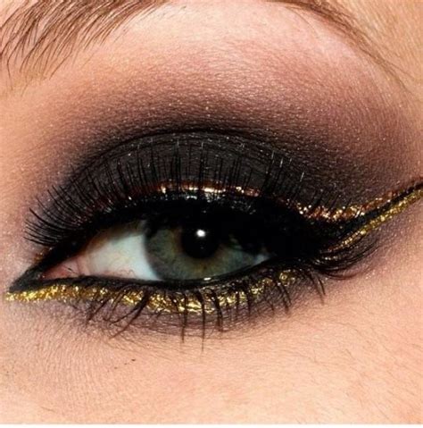 Gold Wedding - Gold Eye Shadow #2033190 - Weddbook