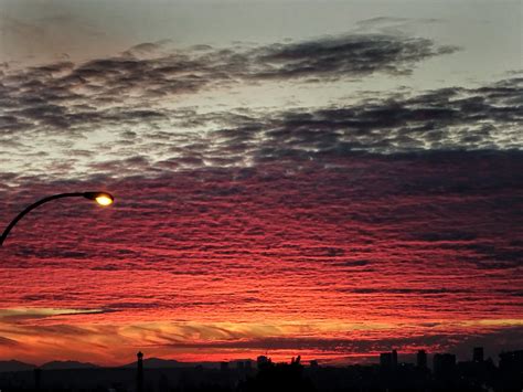 Today's sunset : r/vancouver