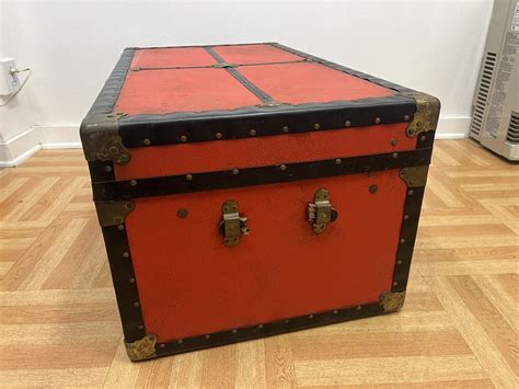 Vintage WOOD STEAMER TRUNK red chest coffee table storage box antique wooden 50s | eBay