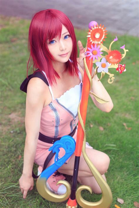 Kingdom Hearts Kairi Cosplay Transformation - V Cosplayte