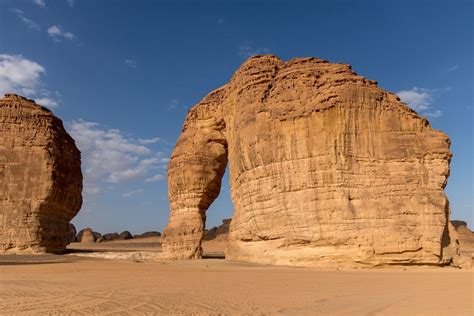 The 4 Best Places to Visit in AlUla