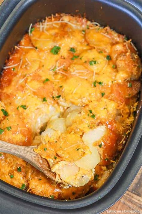 Make this easy Slow Cooker Scalloped Potatoes recipe and never buy the ...