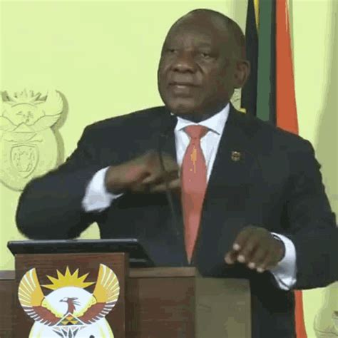 Cyril Ramaphosa Elbow Bump GIF - CyrilRamaphosa ElbowBump Explaining ...