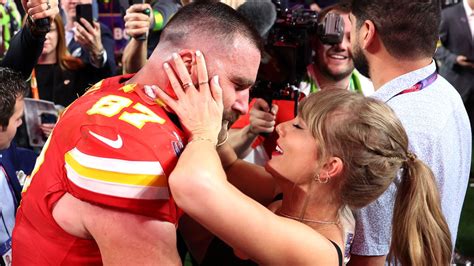 Taylor Swift and Travis Kelce Dance, Serenade Each Other To Swift’s ...