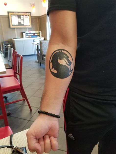 Mortal Kombat Logo Tattoo : Mortal Kombat Tattoos That You May Want To Consider - Mortal kombat ...