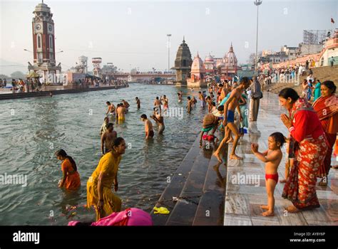 People bathing and making puja on Ganga Ghat in Haridwar in India Stock Photo: 17031357 - Alamy