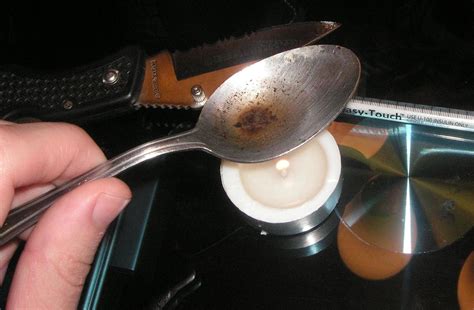 File:Heroin.JPG - Wikimedia Commons