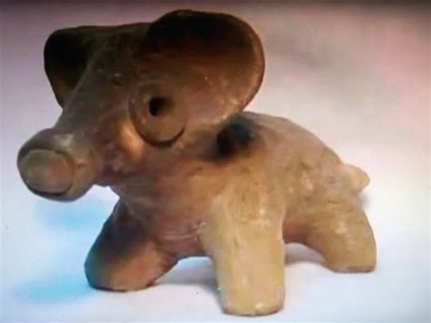 The Ancient Dinosaur Figurines of Acámbaro – Mexico Unexplained