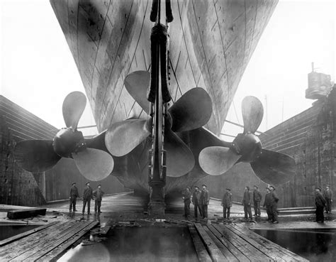 Dosya:Titanic's propellers.jpg - Vikipedi
