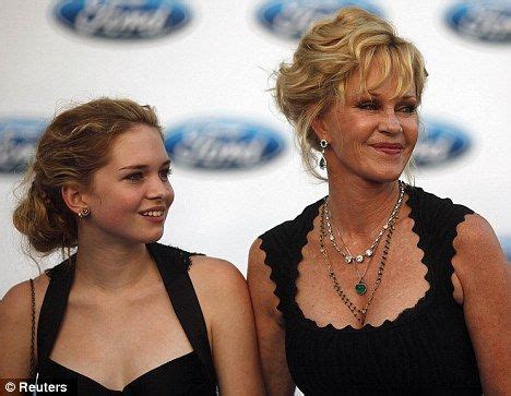 Melanie Griffith and Daughter | Celebrity families, Famous moms, Mother and child reunion