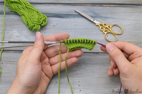 The Magic Loop Method - Learn how to knit in the round the easy way