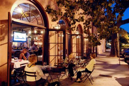 The Best 5 Restaurants In Savannah’s Historic District