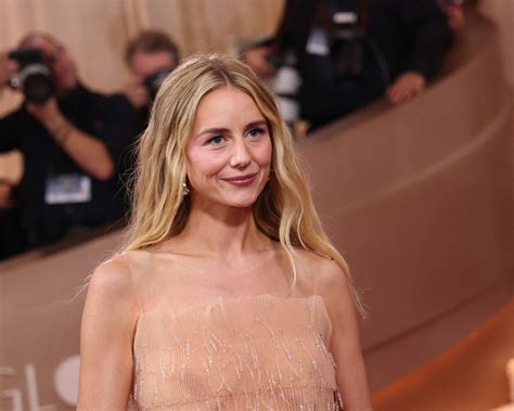 Justine Lupe Frees the Nipple at Golden Globes 2026 in Fringe Naked Dress