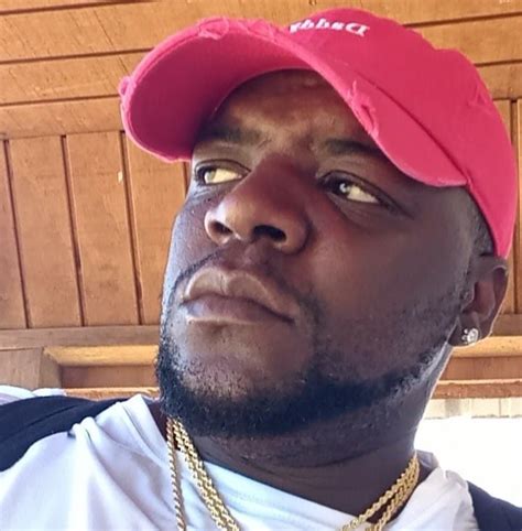 WHO GOT A BIGGER MOVIE COLLECTION THAN ME MY AUNT Annie Leak Boney HAD