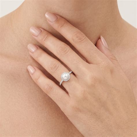 Sterling silver pearl halo ring for elegant everyday wear – Princess