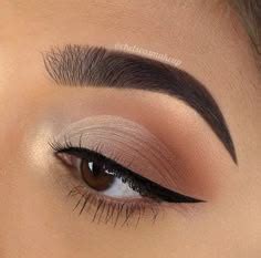 13 Basic Makeup Items Which are Considered As The Power of Makeup | Eye ...