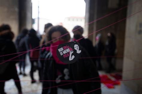 Trisha paytas sex tapw met at the door by a curvaceous