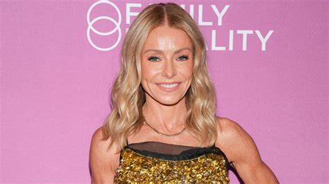 Kelly Ripa thought 'naked flying' meant something else before she