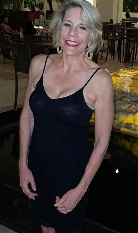 Image tagged with fully clothed denial, fully clothed, serve women