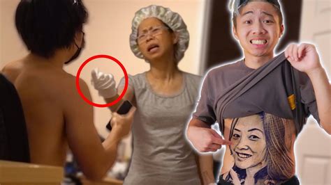 surprised  mom   face tattoo