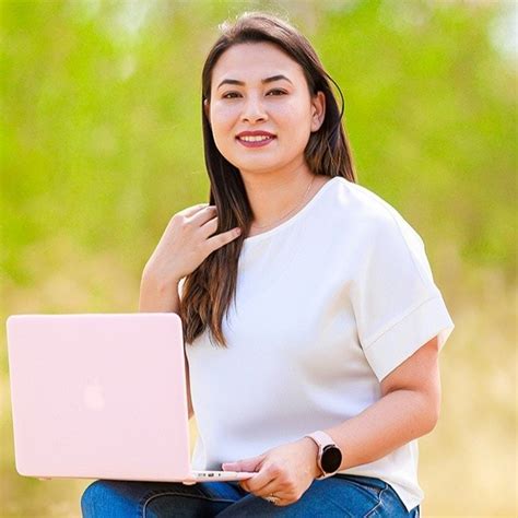 Real Voices Real Victories- Episode 109- From Nurse to Digital