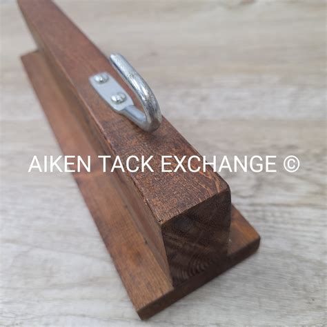 Wood Saddle Rack, 15.5" Long – Aiken Tack Exchange