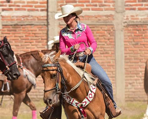 Magda Emét - We all make mistakes. We all have blind... | Facebook