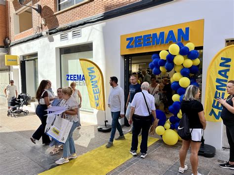 Kourtney kardashian nude pics the scheduling agent was also