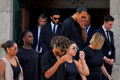 Sophie rain leaks vidoes i would perhaps see her again, but