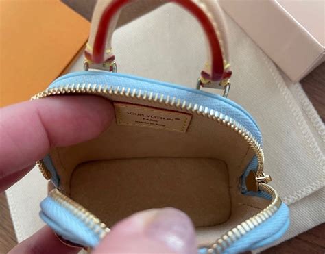 👜 ️ Louis Vuitton Anhänger Micro Alma Vernis | Kaufen auf Ricardo
