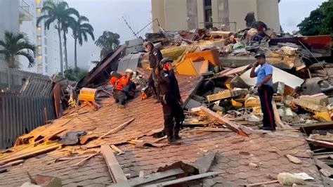 dead  injured  massive earthquakes slam venezuela