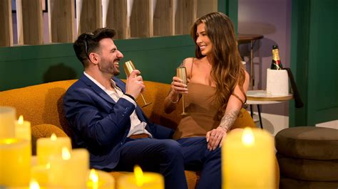 'Love Is Blind' Season 9 Is Entering Its Trad Wife Era | Teen Vogue