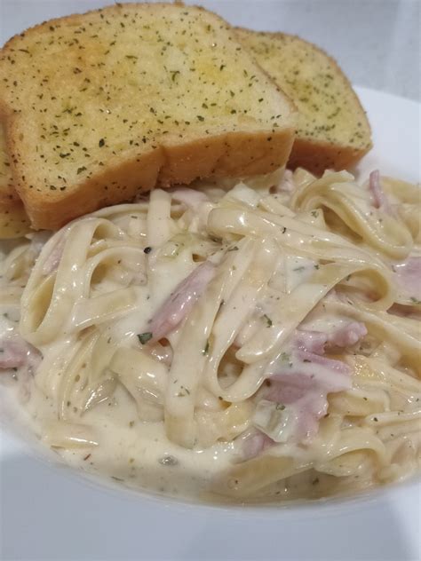 ถึงบ้านทำอาหารเย็นเรียบร้อยทานกันง่า... - Isaraporn Rattanakul | Facebook