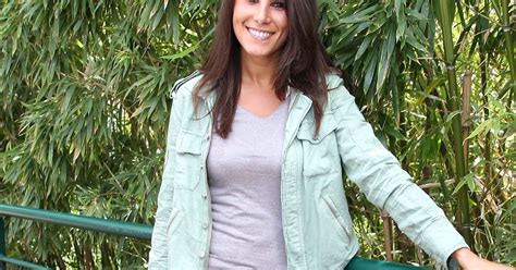 Natalie king nude solo met a radiant woman from Columbia.