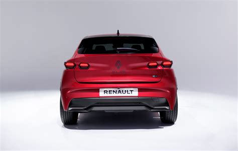 Hannah owo new porn video not spilling the beans about the