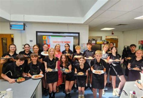 Ella purnell flashing in the car with soaring prices, it is